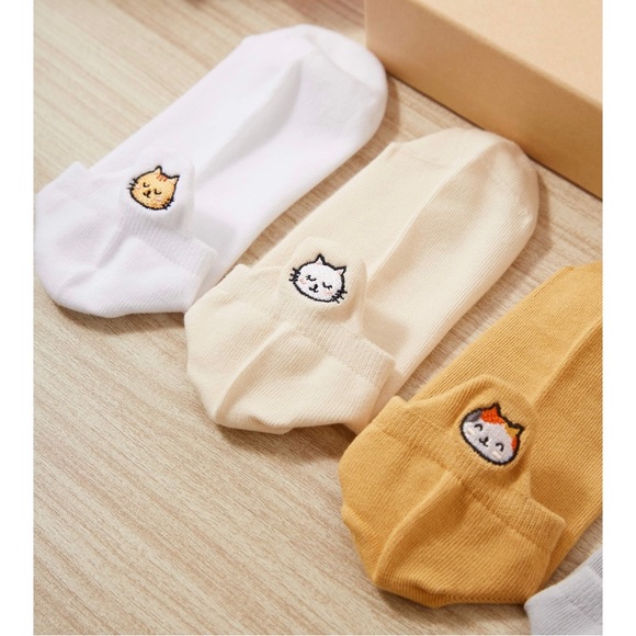 Cat Lover Gift Set Premium No Show High Ankle Cotton Socks Cute Cat Embroidery - Picture 3 of 12